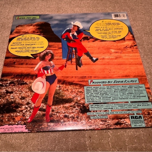 Louise Mandrell and RC Bannon, with their hit album "Super Woman” 1982 - Picture 3 of 5